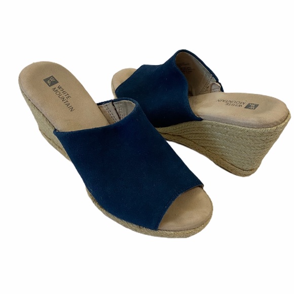 white mountain navy sandals